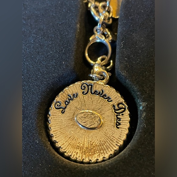 KIRKS FOLLY Love Never Dies Angel Centerpiece Necklace & Bracelet Jewelry Set - Picture 5 of 15